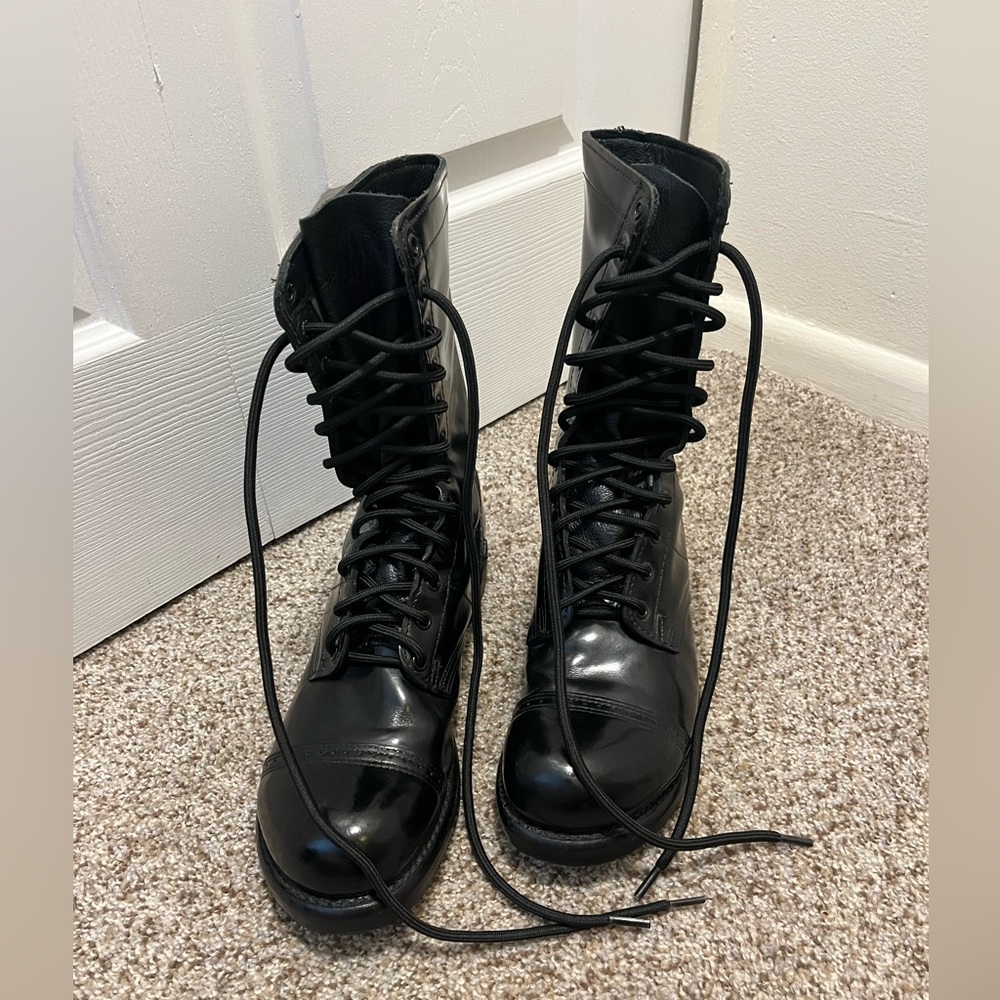 Corcoran Men's Black Lace-Up Combat Style Leather Boots
